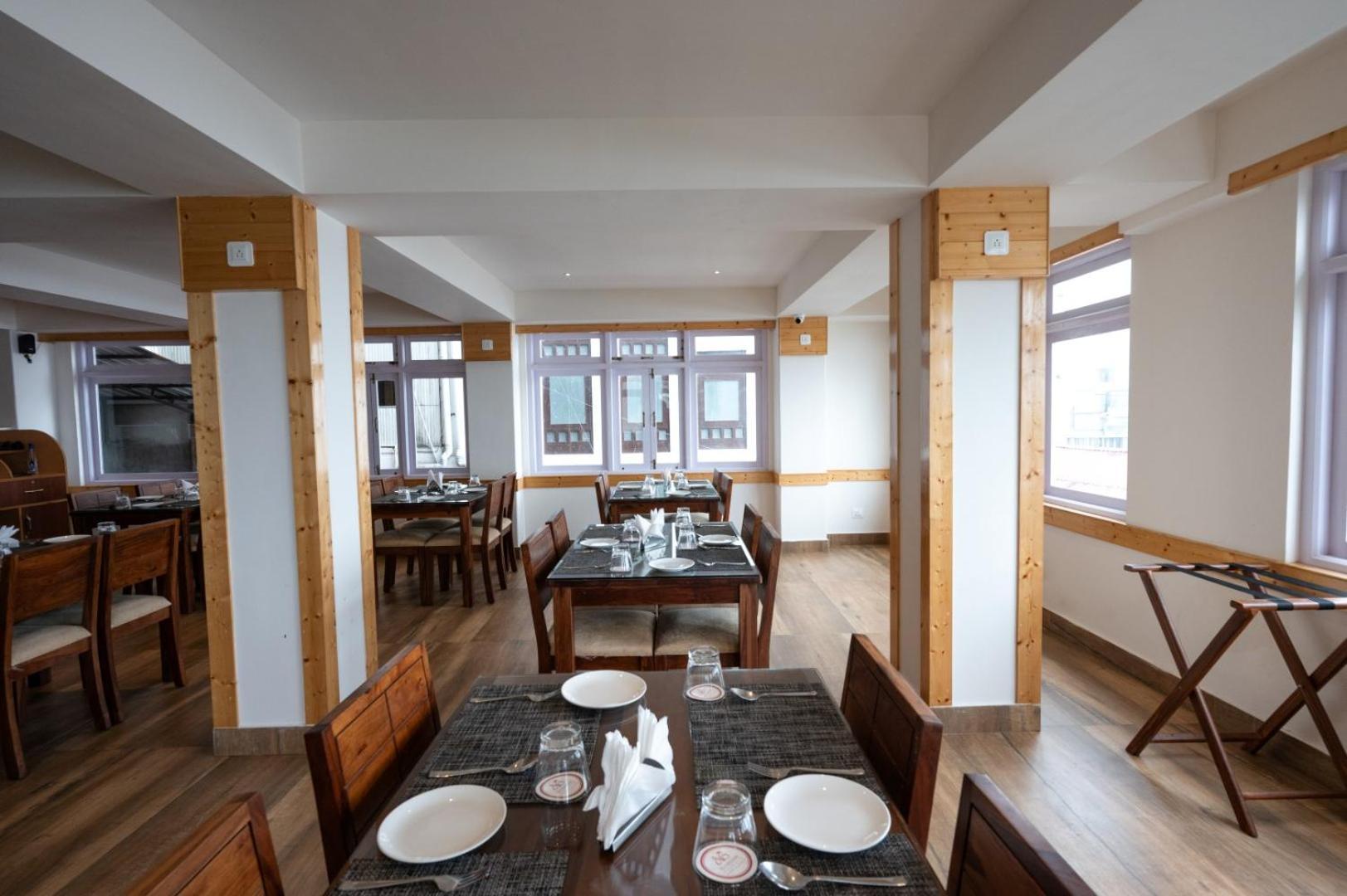 Avianna Gangtok Prime Hotel & Spa Экстерьер фото